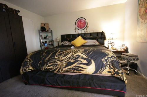 9325 Marina Pacifica Dr, Long Beach CA 90803-7004 exterior