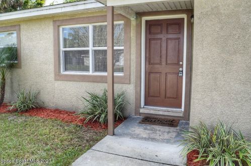 2525 Stratford Dr, Cocoa, FL 32926-4318