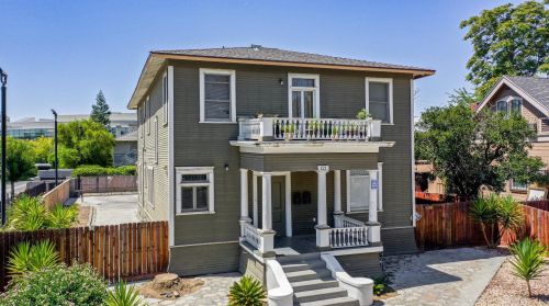 121 U St, Fresno, CA 93701-2438