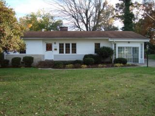 523 Pine St, Graham, NC 27253-2108