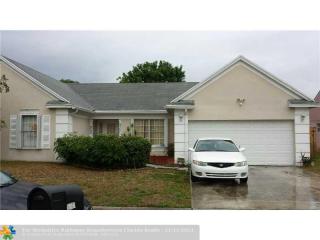 9501 Dunhill Dr, Hollywood, FL 33025-3873