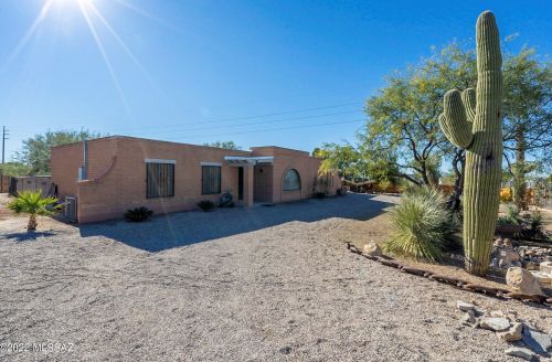 10302 Camino Quince, Tucson, AZ 85748-6807