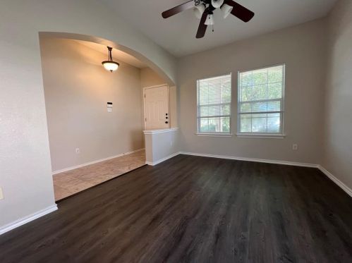 11600 Murchison St, Webberville, TX 78653-4939