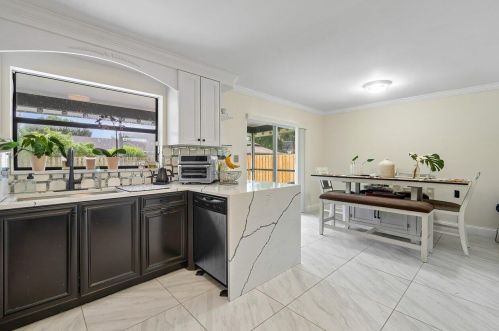 12176 Sugar Pine Trl, West Palm Beach FL  33414-5631 exterior