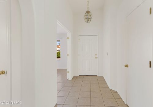 8910 Laurie Ann Dr, Tucson, AZ 85747-5620