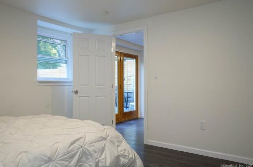 80 Circle Dr, Litchfield CT  06750-1710 exterior