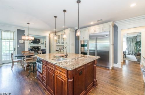 11 Parkview Rd, Chatham Township NJ  07928-1420 exterior