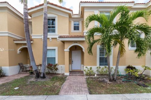 3126 128th Ave, Hollywood, FL 33027-5341