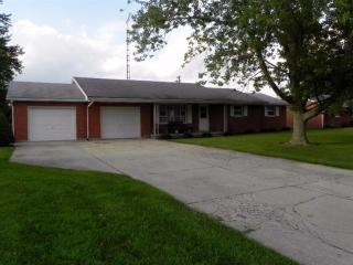 5 Greenmoor Dr, Arcanum, OH 45304-1423