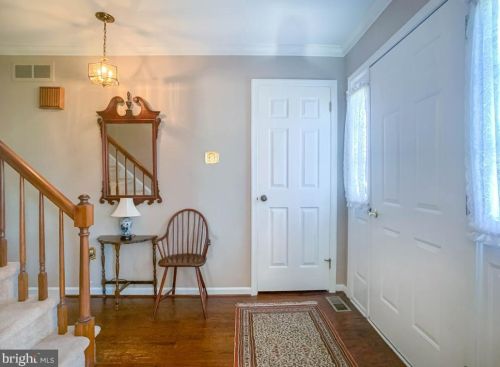 64 Canal Run, Washington Crossing, PA 18977-1106