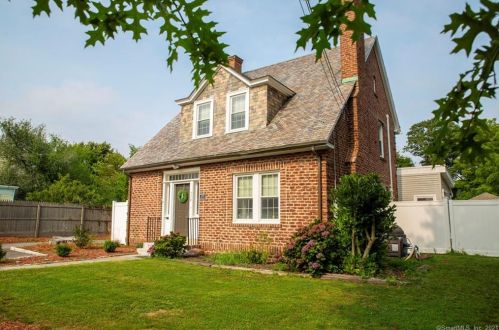 778 Ocean Ave, United States Coast Guard Ac CT  06320-3055 exterior