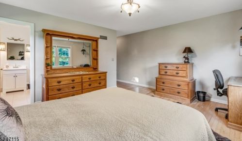 1751 Circle Dr, Martinsville NJ  08836-2148 exterior