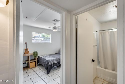 9414 11th Pl, Phoenix AZ  85020-2604 exterior