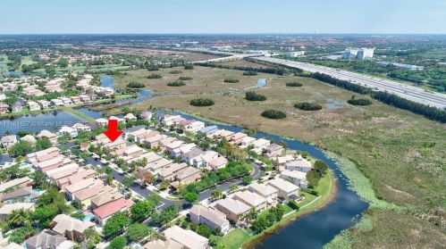 2053 149th Ave, Hollywood FL 33027-4340 exterior