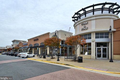 7204 Little Thames Dr, Gainesville VA  20155-4021 exterior