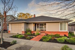 512 Keller St, Petaluma, CA 94952-2806