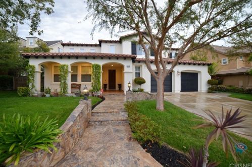 29380 Madeira Ln, Santa Clarita, CA 91354-1598