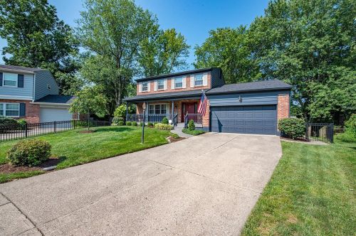 1957 Finsbury Ct, Cincinnati, OH 45230-2116