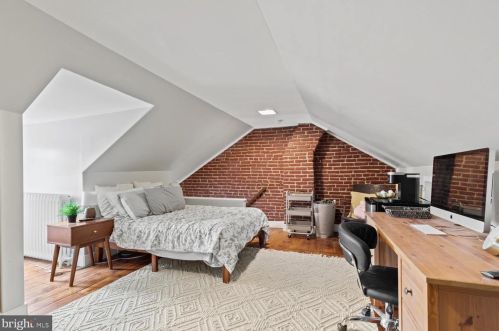 206 Lemon St, Lancaster PA  17602-2333 exterior