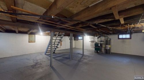 3 Ackerson Rd, Allendale NJ  07401-1301 exterior