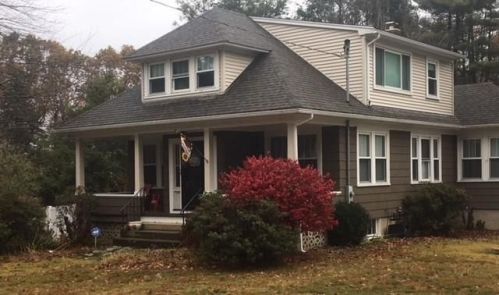 127 Bishop Hill Rd, Providence, RI 02919-2822