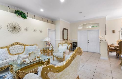 1125 Coleman Ave, Fort Pierce FL  34953-1824 exterior