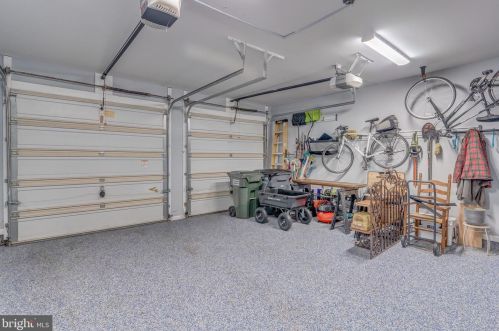 18292 St Georges Ct, Leesburg VA  20176-7421 exterior