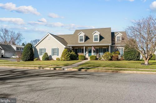 962 Westview Ter, Dover, DE 19904-6810