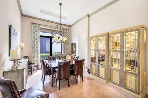 2239 Residence Cir, Naples FL 34105-3084 exterior