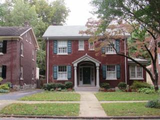 215 Catalpa Rd, Lexington, KY 40502-1911