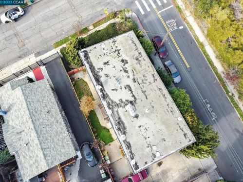 3201 Arkansas St, Oakland CA 94602-3707 exterior