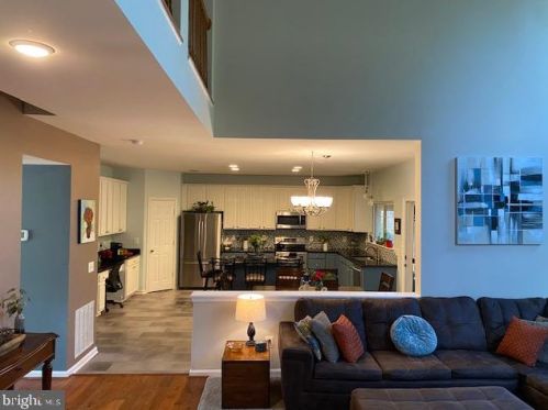 500 Rosemary Ln, Purcellville VA  20132-3274 exterior