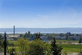 8703 Myrtle Rd, Camano Island, WA 98292-5103