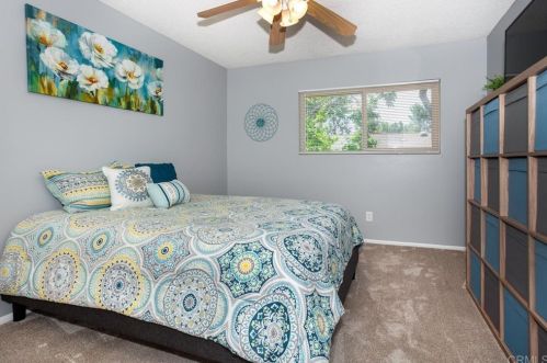 230 Eveningside Gln, Escondido CA  92026-1334 exterior