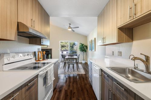 448 Cypress Ave, Princeton By The Sea CA  94019-1602 exterior