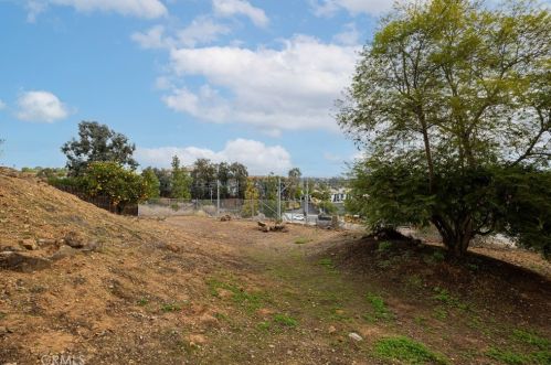 4393 Date Ave, La Mesa CA  91941-6412 exterior