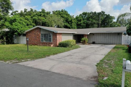 117 Shelley Dr, Winter Haven FL  33884-2367 exterior