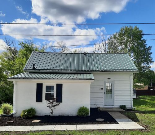 128 Burroughs St, Blanchester, OH 45107-1418