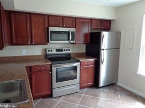 1 Fresconi Ct, New Castle, DE 19720-3000
