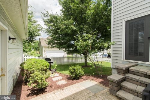 424 Prospect Hill Blvd, Charles Town WV  25414-5498 exterior