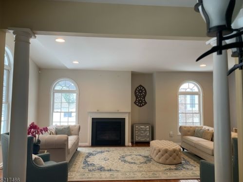 10 Ardsley Ct, Parsippany NJ  07834-3727 exterior