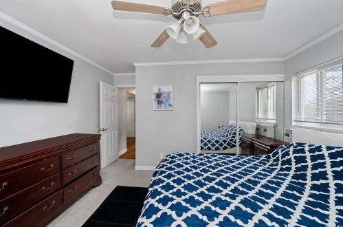 412 Greenbelt Pkwy, Holtsville NY  11742-2231 exterior