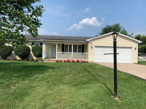25 Fry Dr, Chillicothe, OH 45601-9242