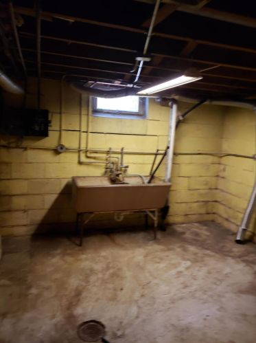 3441 82nd St, Milwaukee WI  53219-3835 exterior