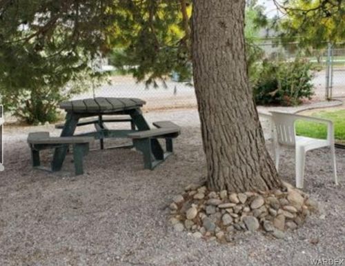 1643 Vly Dr, Mohave Valley AZ  86440-8583 exterior