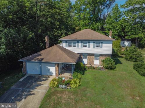 9 Sara Ct, Wilmington, DE 19810-1228