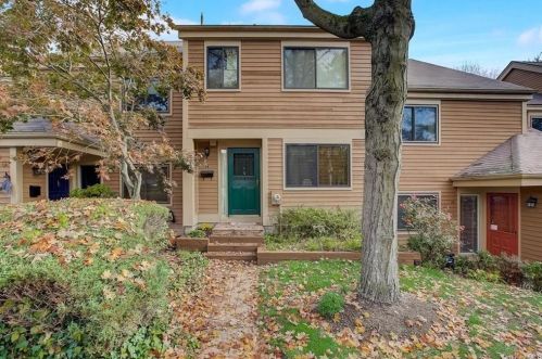 14 Bayberry Ln, Rye Brook, NY 10573-1522