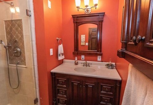 217 Center St, Vanderbilt, PA 15486-1176