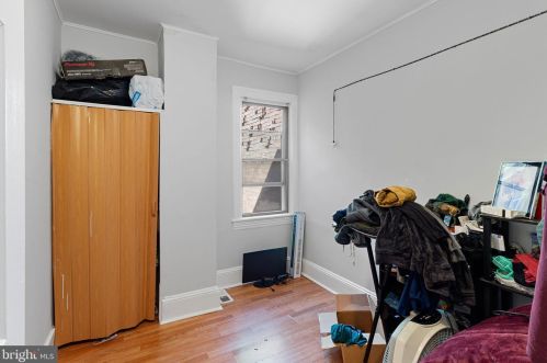 1011 Division St, Trenton NJ  08611-1014 exterior