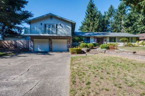 4547 Highline Dr, Olympia, WA 98501-4958